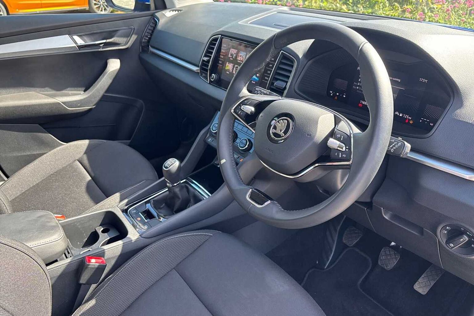 SKODA Karoq 1.5 TSI SE Drive 5dr