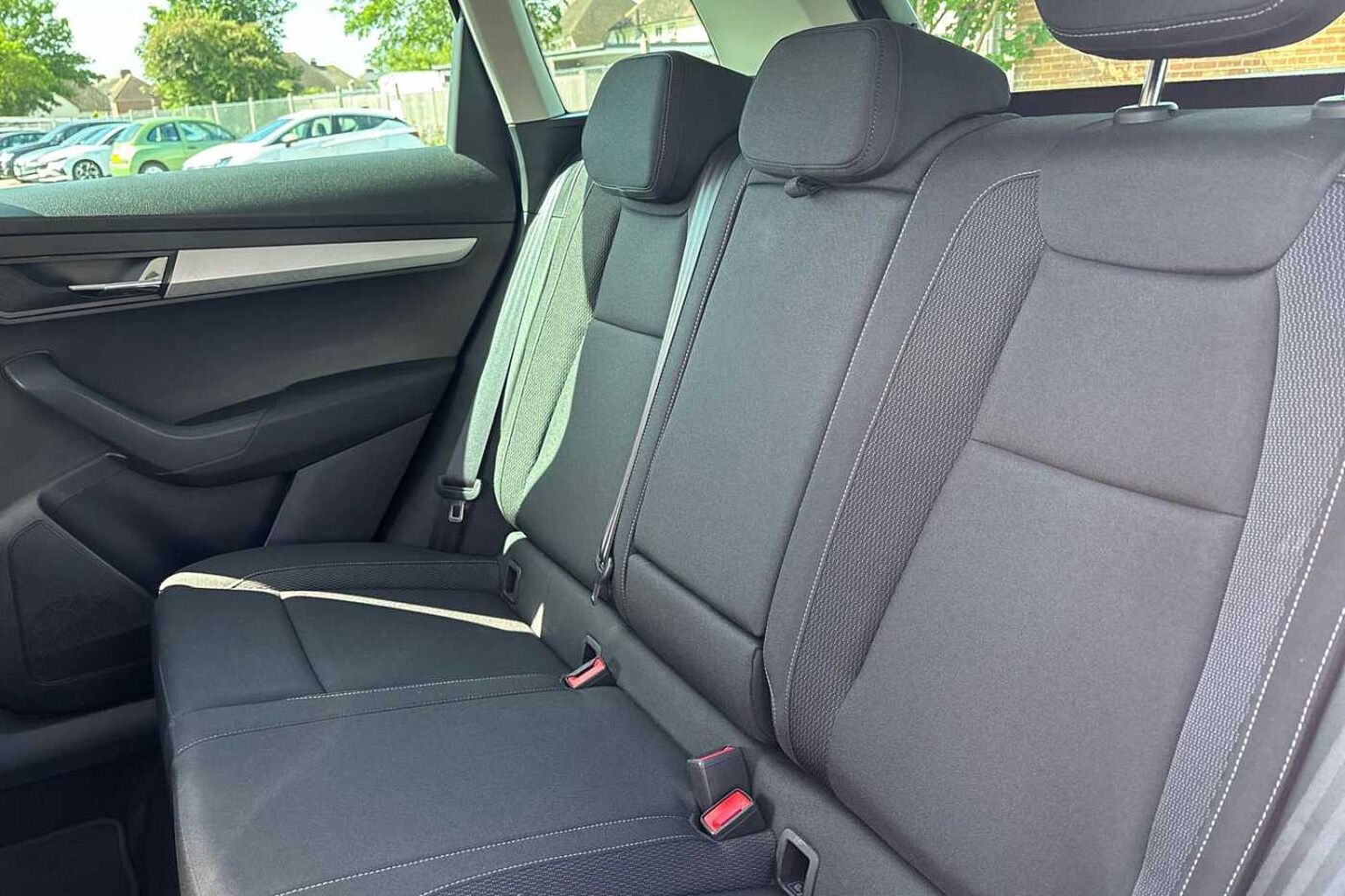 SKODA Karoq 1.5 TSI SE Drive 5dr